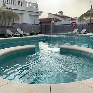 https://apartamentos-costa-luz.es-andalucia.com